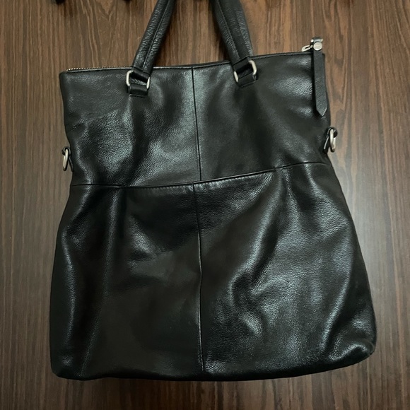 Black Authentic Fossil Purse - Picture 2 of 4